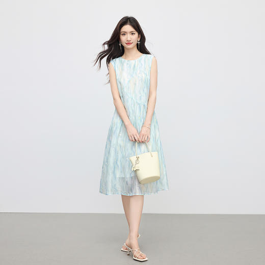 【专属特价】熙世界渐变晕染无袖背心连衣裙女2025夏日法式度假风圆领仙女裙子 商品图1