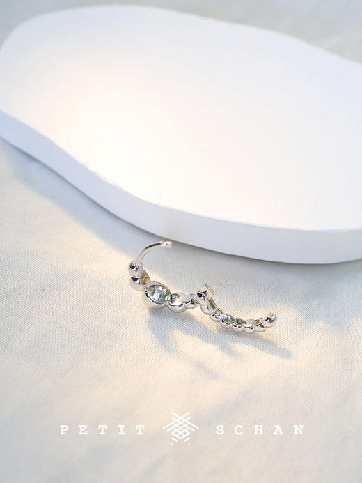 3000积分兑换 PETIT SCHAN小闪 大珠小珠落玉盘   925银圆珠耳环 商品图4