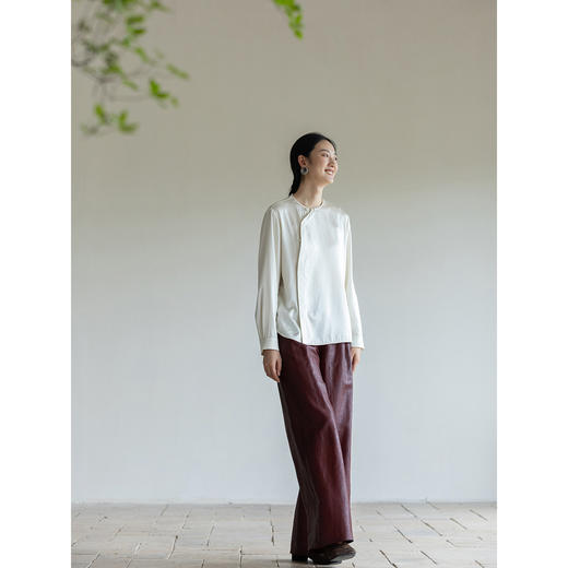 牧衣游 22姆米净色真丝衬衫新款轻薄垂感文艺极简新中式上衣 忆尔 商品图2