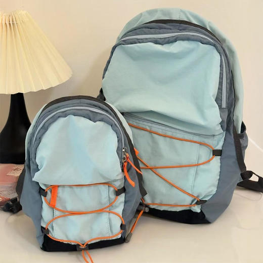 热卖！高颜值 轻便能装！2025年新款S系列 椒盐和猫 户外撞色多用途双肩登山包 撞色设计 轻盈方便 商品图13