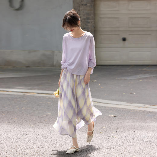 【07/30新品6.5折】熙世界松弛感套装女2025早秋新款慵懒风长袖罩衫格纹半身裙两件套 商品图4