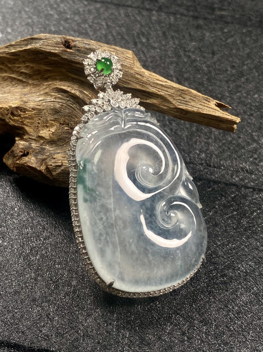 【FC0075】18K金镶嵌翡翠冰种飘花如意吊坠 莹润起胶 水润光泽 美观大气 商品图0