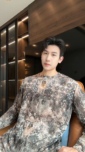 T4321SDSA夏季新款男士痞帅潮牌做旧图案设计圆领长袖T恤百搭舒适上衣