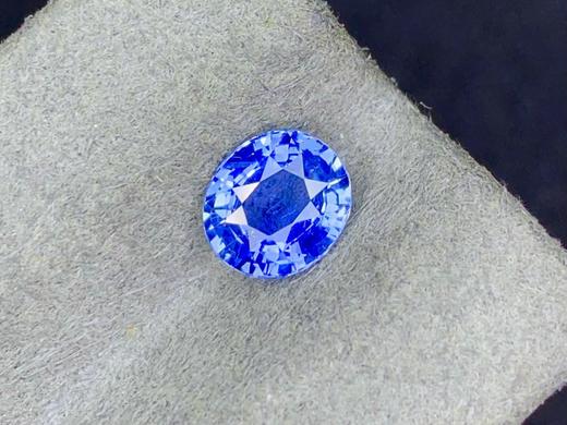 1.57ct刻面蓝宝石裸石 商品图1