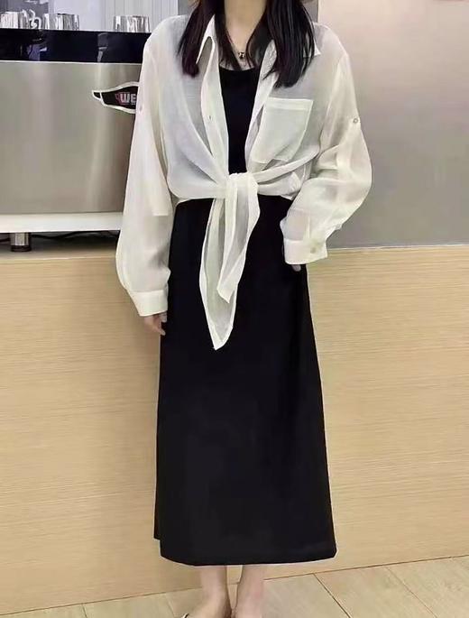 套装【MYBL】8629 74%天丝长款背心裙天丝防晒长袖系结衬衫两件套-喜出 商品图5