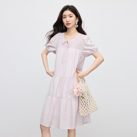 【专属特价】熙世界法式淡人风圆领连衣裙女夏日新款宽松泡泡袖紫色A字蛋糕裙 商品图3