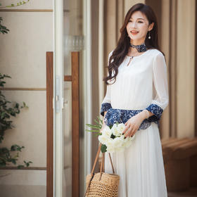 【林栖设计小店】【现货】【林栖推荐】（配送多搭真丝玫瑰胸花）2025年秋季新品白拼蓝印花真丝上衣N1953293