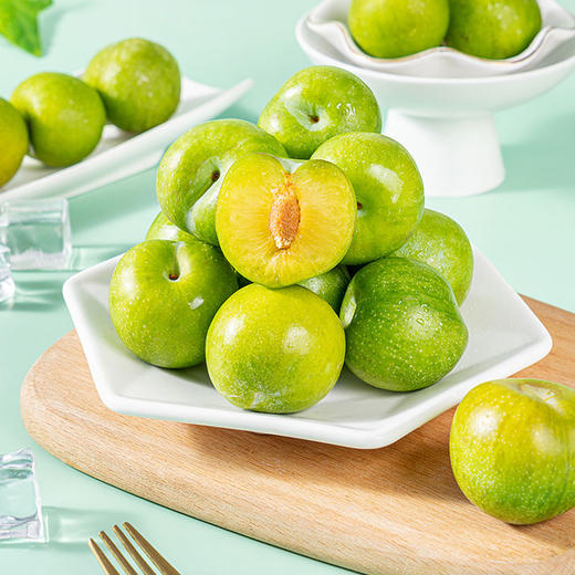 新鲜水果 酸甜可口青脆李  500g 商品图1