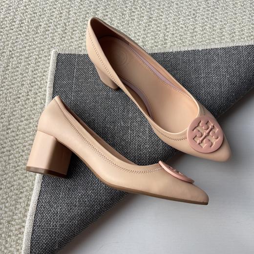 点此购买 TB托里伯奇女士经典尖头中跟女鞋 dx 325584 商品图4