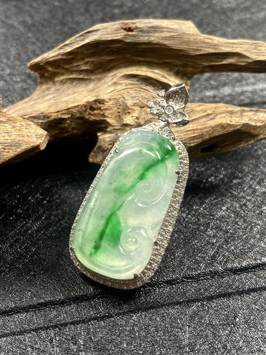 【FC0077】18K金镶嵌翡翠冰飘绿如意吊坠 莹润起胶 色泽阳绿  美观大气 商品图2