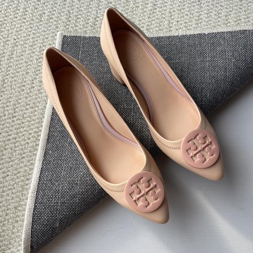 点此购买 TB托里伯奇女士经典尖头中跟女鞋 dx 325584 商品图8