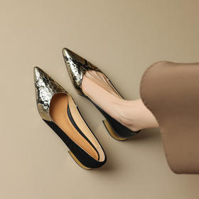 【预售5天】低跟尖头单鞋女洋气百搭设计感蛇纹软底浅口瓢鞋SY&G6001A