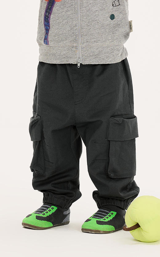 jnby  25年秋款  长裤 YP8E10990 商品图3