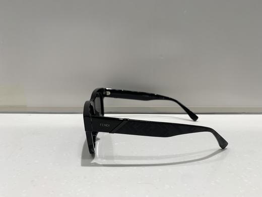 THELIOS 芬迪 太阳眼镜男女同款  FE40132F5301A-F【不退不换，介意勿拍】 商品图2