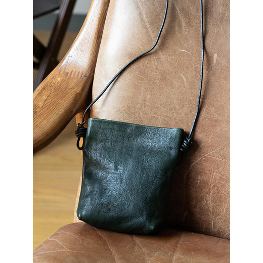 牧衣游 头层牛皮单肩包文艺复古百搭 榴夏【不支持会员折】 商品图3