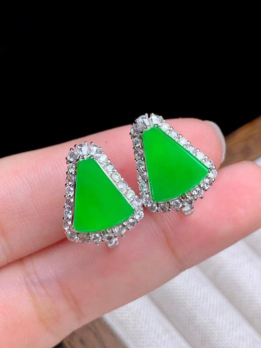 无事牌翡翠耳钉 商品图3