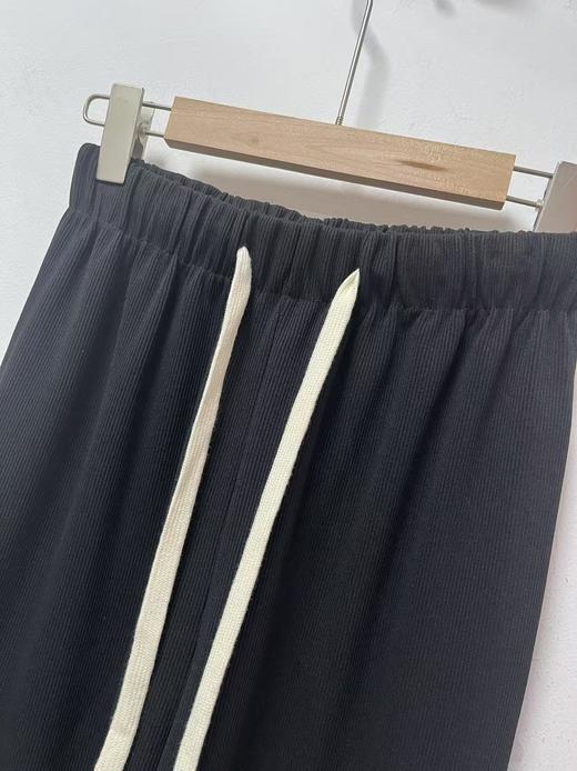 7.30秒杀~NO退【超值特卖】黑色细纹松紧腰直筒裤休闲裤-喜出 商品图2