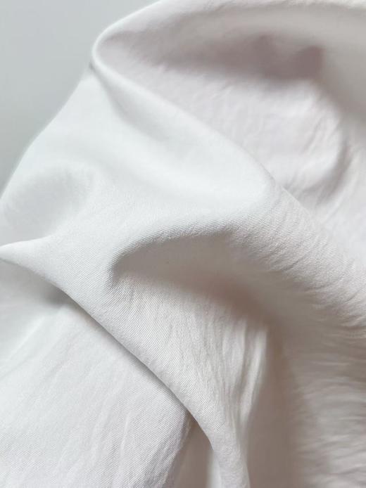 7.30秒杀~NO退【超值特卖】白色松紧腰七八分休闲裤-喜出 商品图2