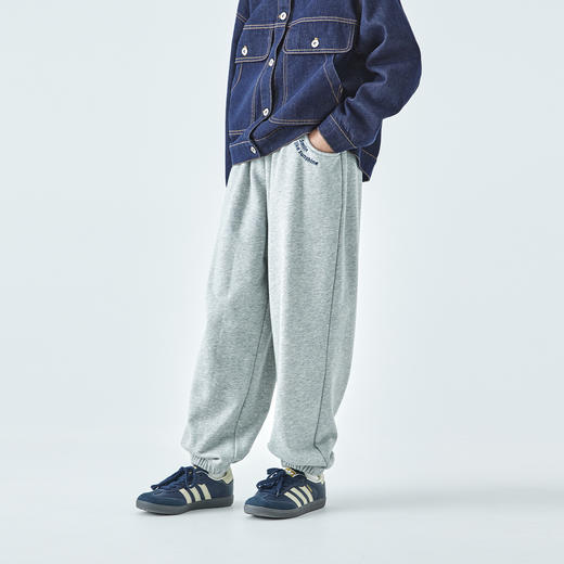 花灰色预售3.28发 棵初2025年秋季新款亲子中大女童休闲绣花卫裤防风保暖运动束脚裤 商品图2