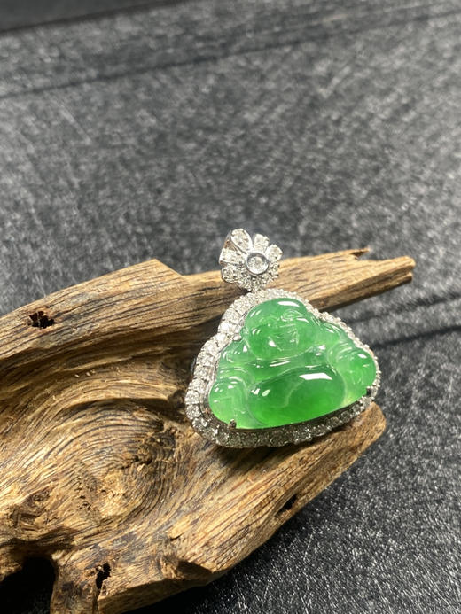 【FC0074】18K金镶嵌翡翠冰种阳绿佛公吊坠 水润光泽 色泽阳绿 精致美观 商品图2