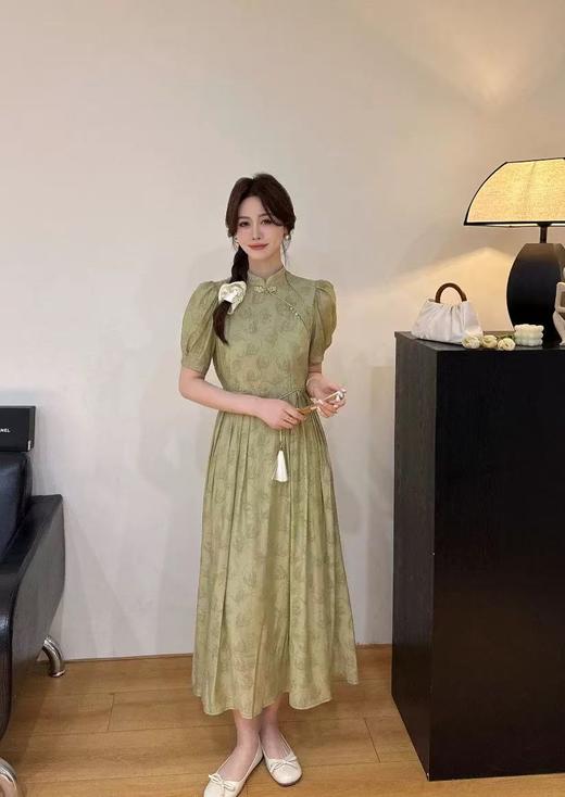 【必入推荐】 吊牌价1688元【MYBL】8628新中式国风高级感暗花过膝长款连衣裙-喜出 商品图8