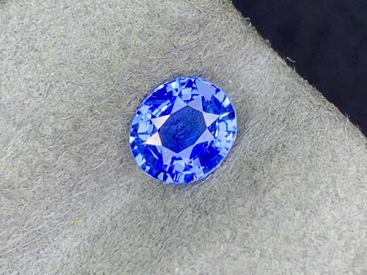 1.57ct刻面蓝宝石裸石 商品图2