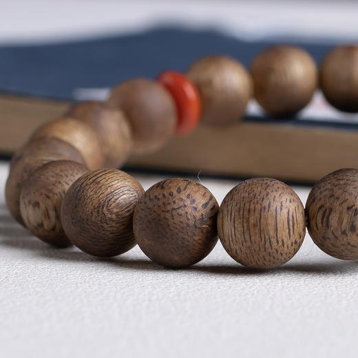 XY0495沉香+青金石南红手串 商品图5