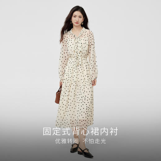 【五折购】熙世界波点连衣裙女长袖2025年早秋新款法式气质收腰飘带雪纺长裙 商品图2