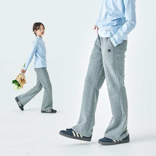 花灰预售3.23发 棵初2025年秋季新款亲子中大女童微喇卫裤字母绣花休闲裤甜美时尚 商品图2