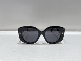 THELIOS 芬迪 太阳眼镜女  FE40137F5301A-F【不退不换，介意勿拍】