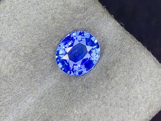 1.57ct刻面蓝宝石裸石 商品图0