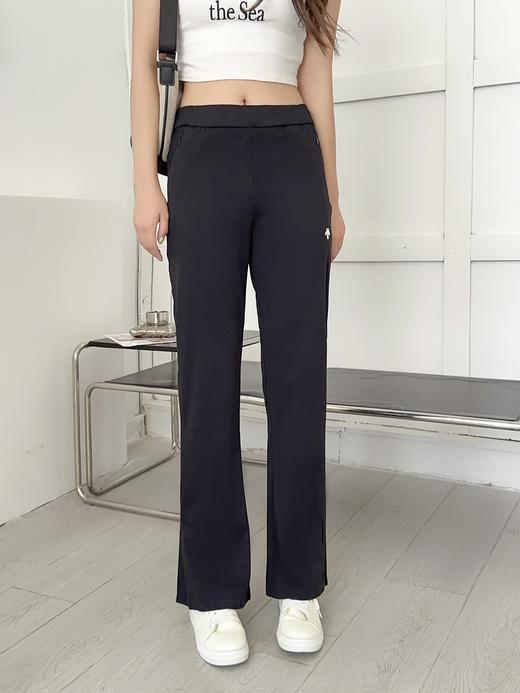 点此购买 迪桑特夏季女士户外运动休闲速干长裤 37 325558 商品图3