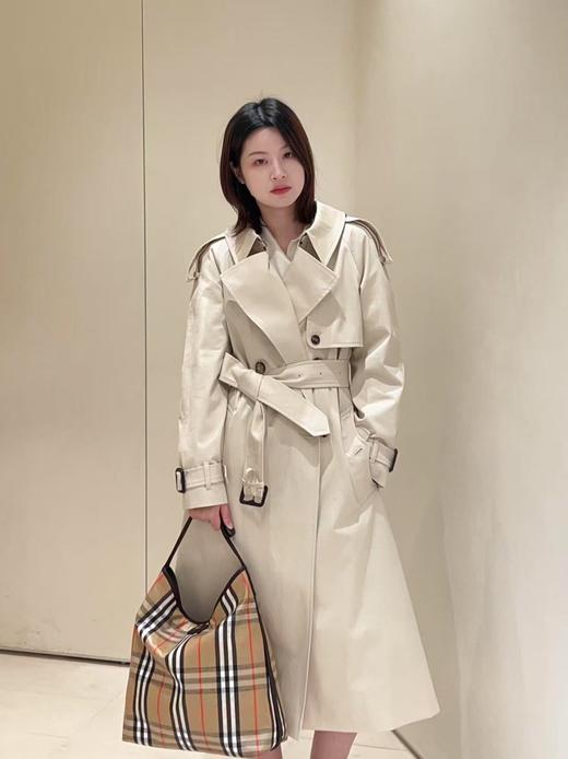 巴宝莉  骑士徽标 最新格纹托特包 长版（EJ*MM） 商品图1