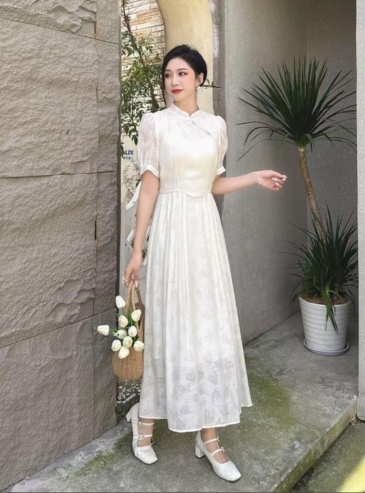 【必入推荐】 吊牌价1688元【MYBL】8628新中式国风高级感暗花过膝长款连衣裙-喜出 商品图11