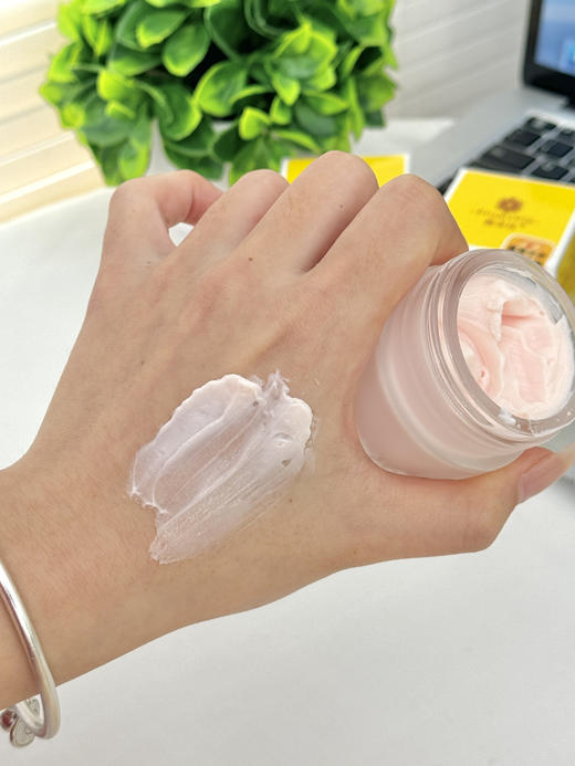 胖东来卖爆💥【春娟黄芪霜】补水保湿，祛黄提亮，真的太可了🔥妥妥的干皮救星 ❗ 商品图2