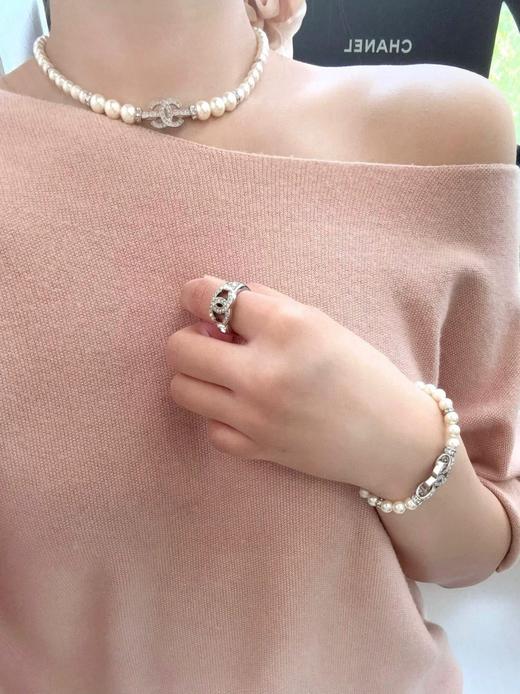 香奈儿 满钻银c珍珠/透明珠项链（XJ） 商品图4