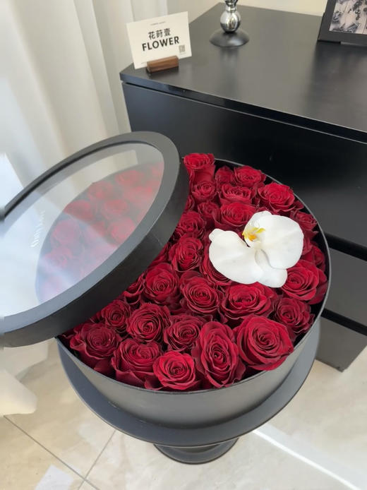 入冬四件套/经典可视开窗圆盒 （红/黑 单个/套二）圆形礼盒 商品图1