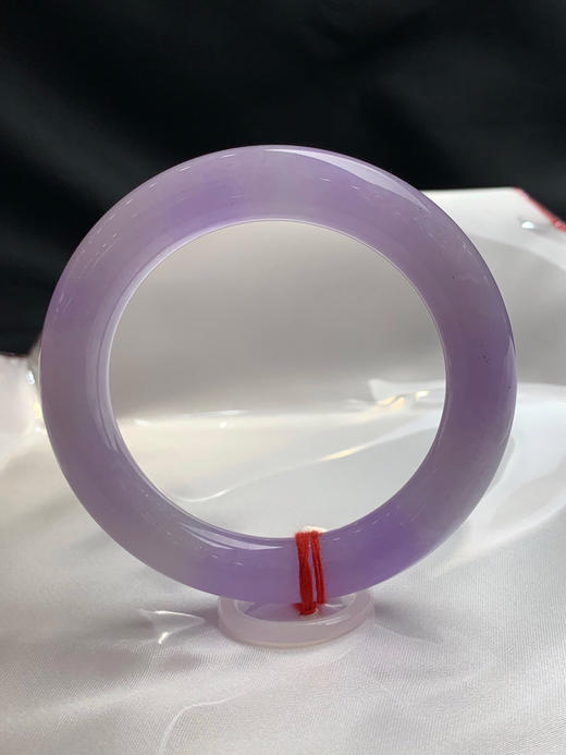 620640，58.2圈口，糯化满紫圆条福镯，几乎满全紫色，色泽浓郁，水头好 商品图3