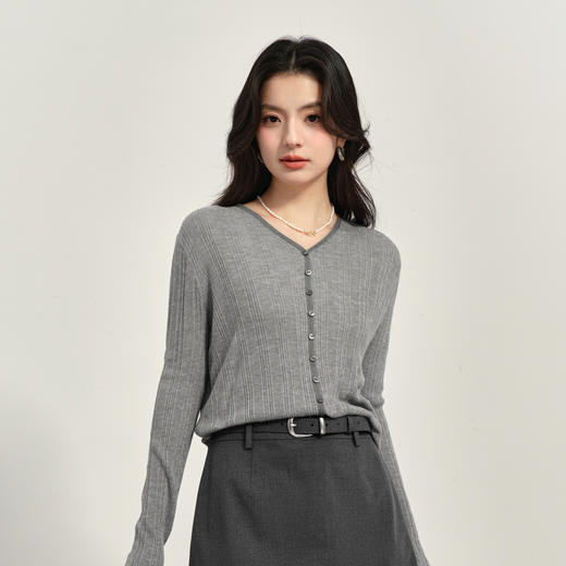 【商场同款】诗凡黎灰色v领针织开衫2025春新款外搭女3G3230171R 商品图2