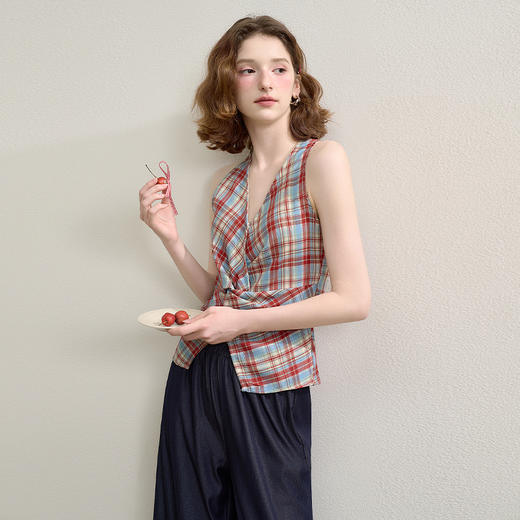 西遇垂感阔腿裤套装女夏季新款格子无袖挂脖短款上衣两件套H0051029 商品图3