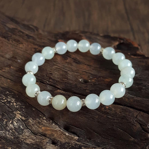 【天然正品】A货翡翠天然细腻约8.2MM青白色糯冰种翡翠圆珠手串8.2MM（皆取最大值）女士现售价：980特价！310325AH51 商品图2