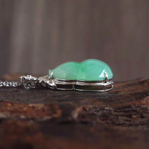 【天然正品】A货翡翠AU750白金镶钻镶天然细腻糯冰种葫芦（福禄平安）翡翠吊坠项链30.2*17.2*8.8MM（皆取最大值）女士现售价：3280！310325AH59 商品图7