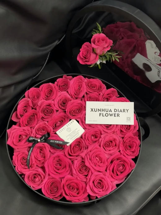 入冬四件套/经典可视开窗圆盒 （红/黑 单个/套二）圆形礼盒 商品图3