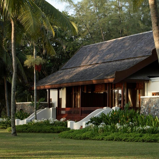 3天2晚【马来西亚月之影度假村】暑期/国庆/春节可用！全球奢华精品酒店！含月之影每日三餐、丛林徒步等，赠1晚吉隆坡/马六甲酒店含早住宿及吉隆坡接/送机，度假推荐~ 商品图2