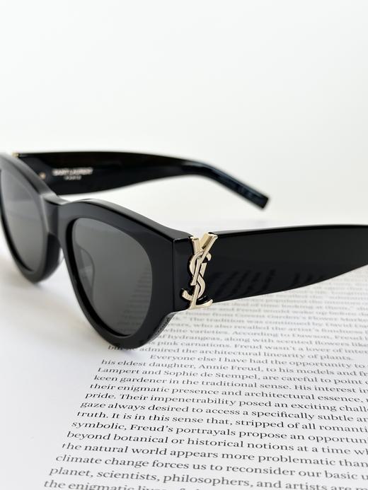 QT56-圣罗兰 LOGO 个性气质优雅 板材镜架 蝶形 太阳眼镜 女款 黑色（QT*JH）夏季专享 商品图6