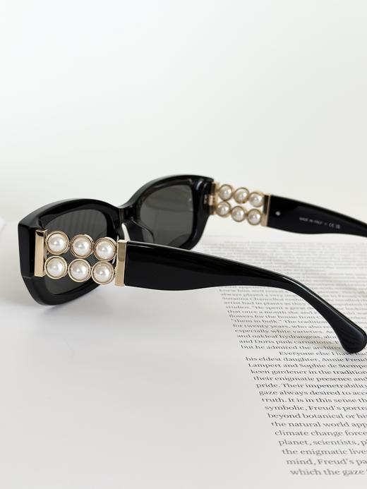 QT52-香奈儿珍珠镜腿太阳镜（QT*JH）夏季专享 商品图3