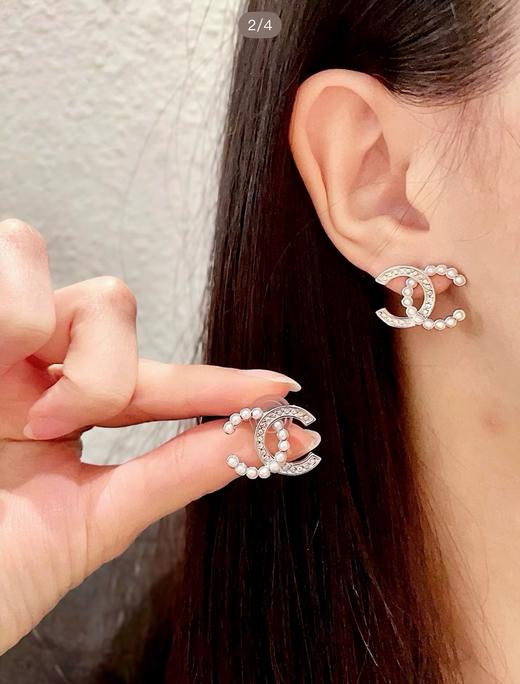 香奈儿 双C珍珠水钻耳环（XJ） 商品图1