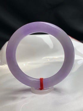 620640，58.2圈口，糯化满紫圆条福镯，几乎满全紫色，色泽浓郁，水头好