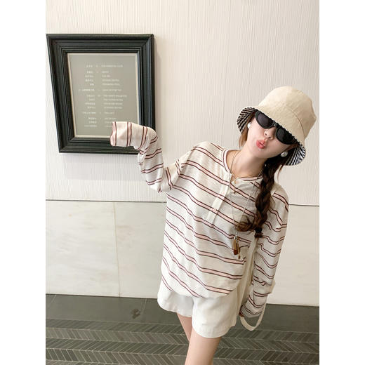 <曾小咸推荐>新款轻薄慵懒风条纹长袖T恤上衣 商品图5