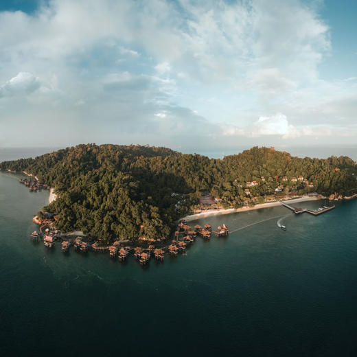 3天2晚【马来西亚绿中海度假村】暑期/国庆/春节可用！全球奢华精品酒店！含往返快艇接送、绿中海每日三餐、丛林徒步等，赠1晚吉隆坡/马六甲酒店含早住宿及吉隆坡接/送机，全别墅房型设计，奢华体验~ 商品图4